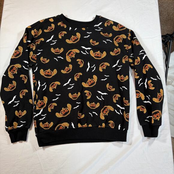 Disney Lilo and Stitch women’s Halloween black sweatshirt. Size S. Pumpkins. - Picture 6 of 6